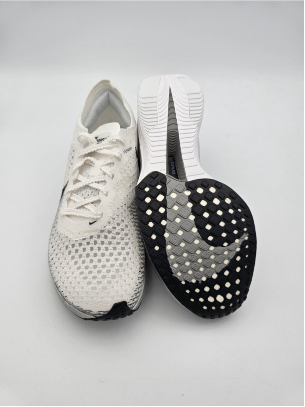 Size 5.5 - Nike ZoomX VaporFly Next% 3 White Particle Grey W - Picture 5 of 5
